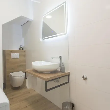 Stobrec Apartment *