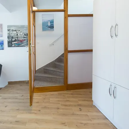 Stobrec Apartment